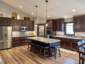 5E3B8421-16A1-49C8-B911-701B4BA495EE