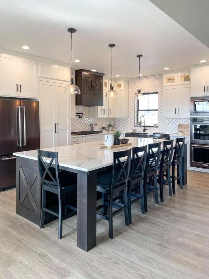 CEB71E98-AA3A-400A-9F25-A4597CA7A6D3